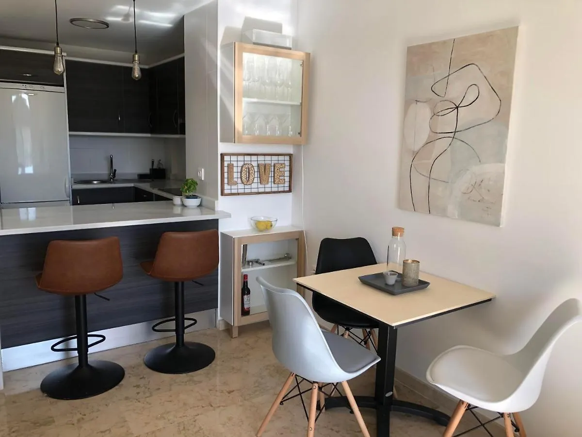 Delightful Apartment With Seaview Manilva